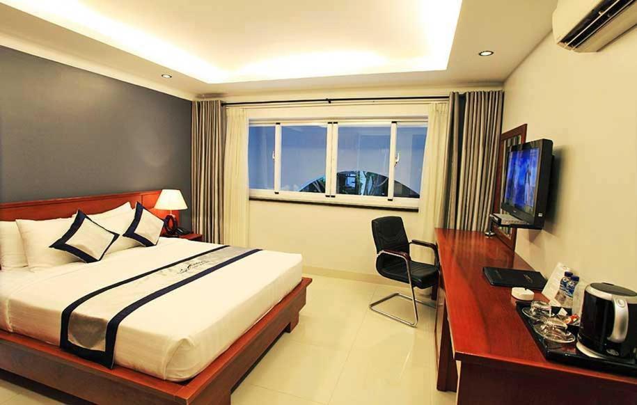 Opera Hotel โฮจิมินห์ซิตี้ ภายนอก รูปภาพ