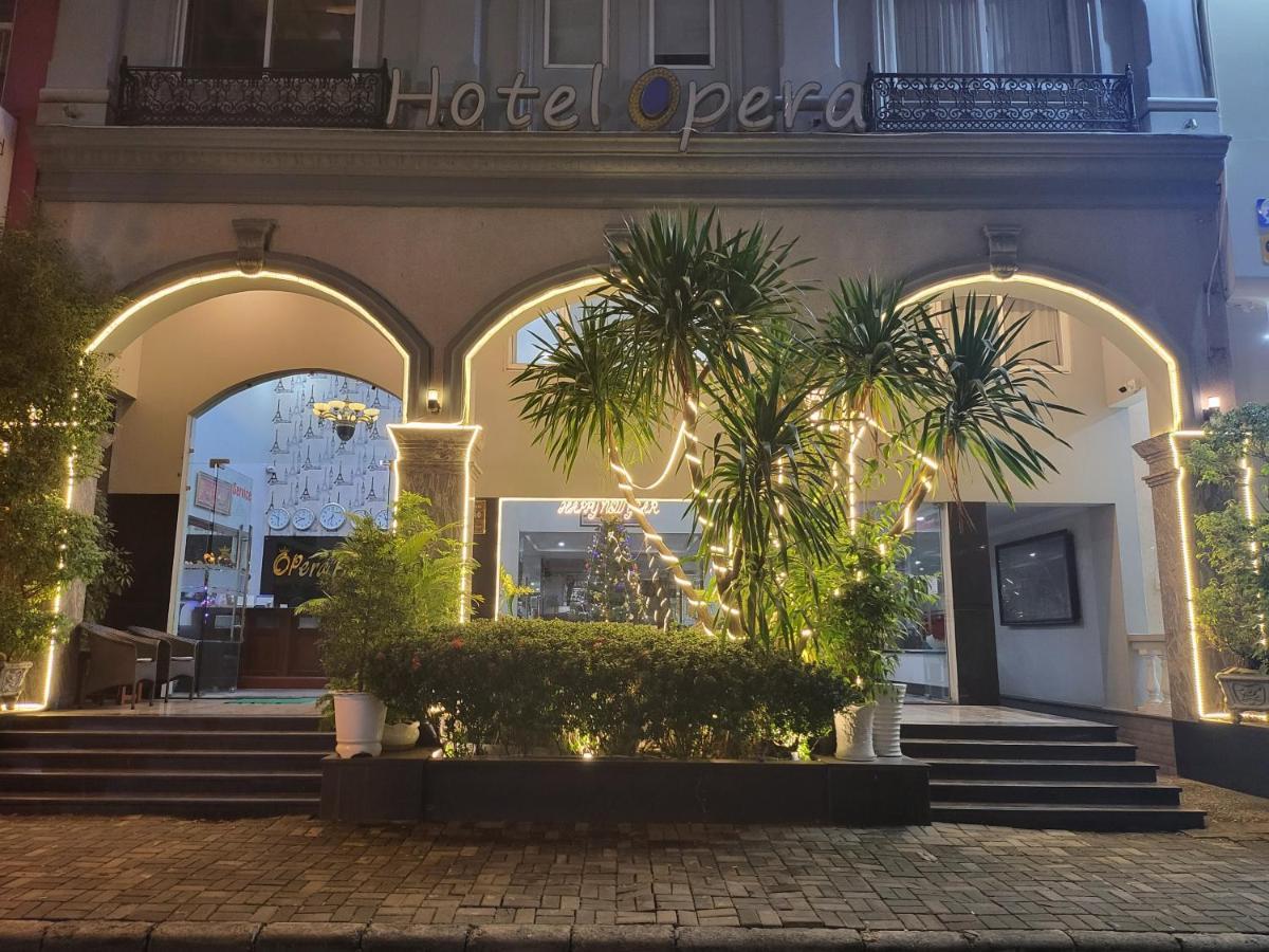 Opera Hotel โฮจิมินห์ซิตี้ ภายนอก รูปภาพ